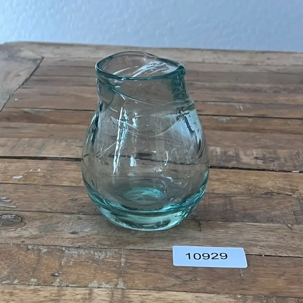 Studio Art Glass Hand-Blown Tinted Glass Vase 4.8